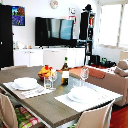 Luxury Maldive Milanesi - Your Unique Experience In - Make Special Your Day * Milan